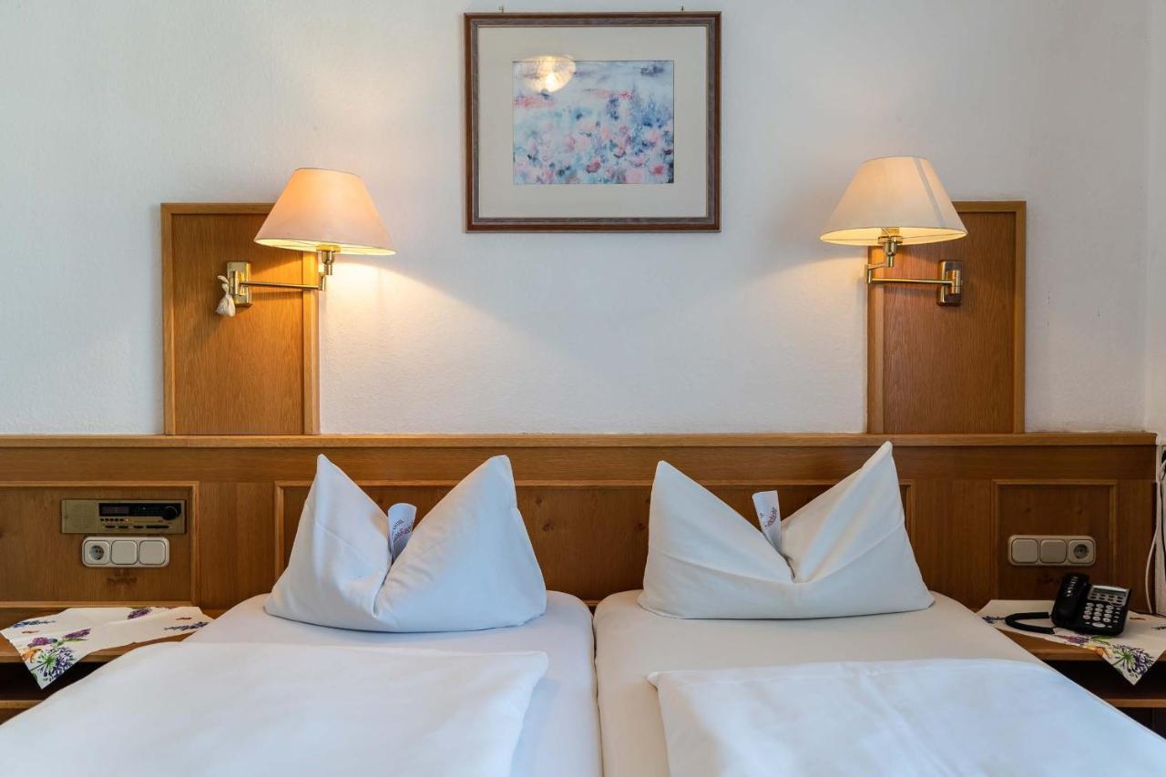 Hotel-Gasthof Zum Dragoner Peiting Buitenkant foto
