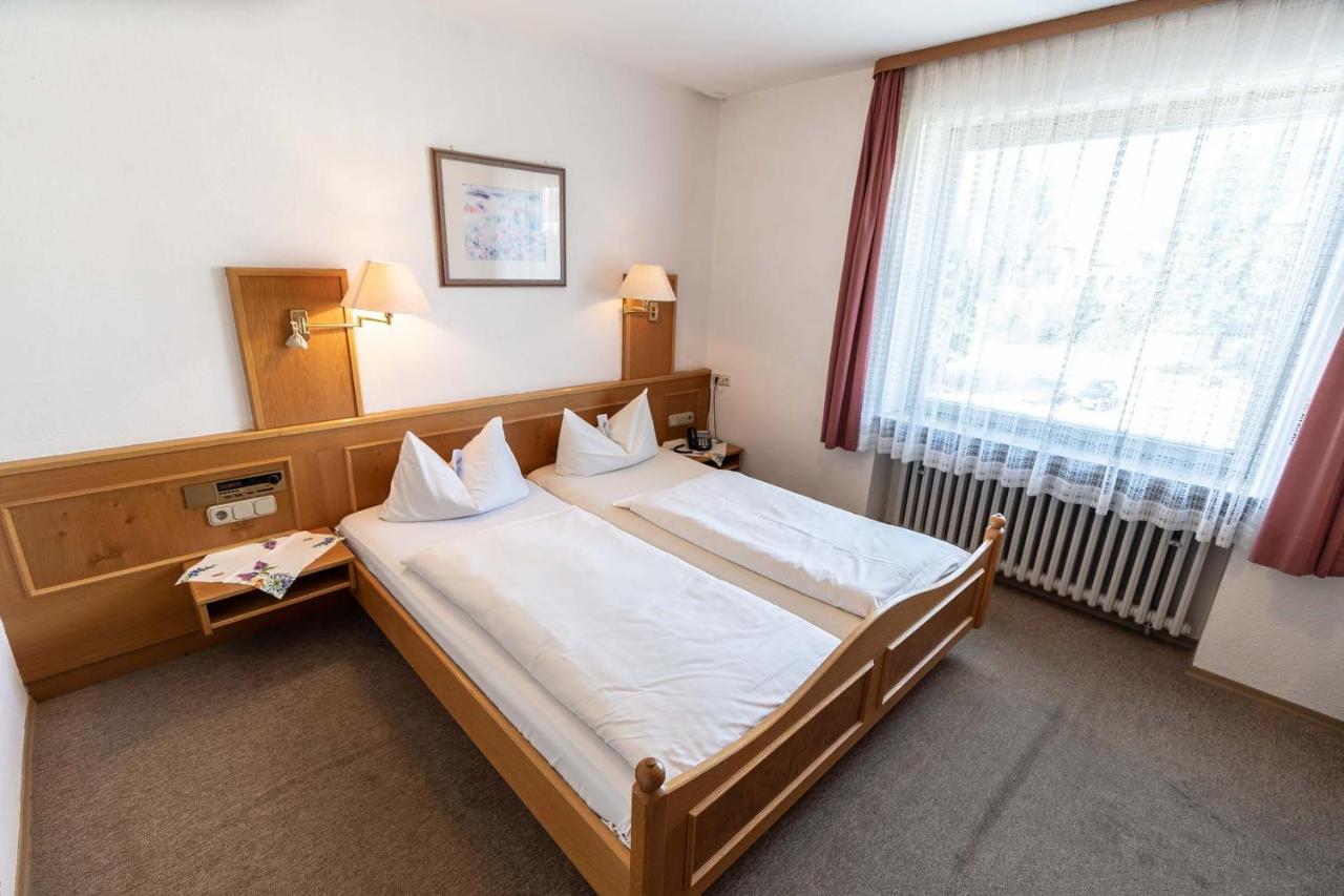 Hotel-Gasthof Zum Dragoner Peiting Buitenkant foto