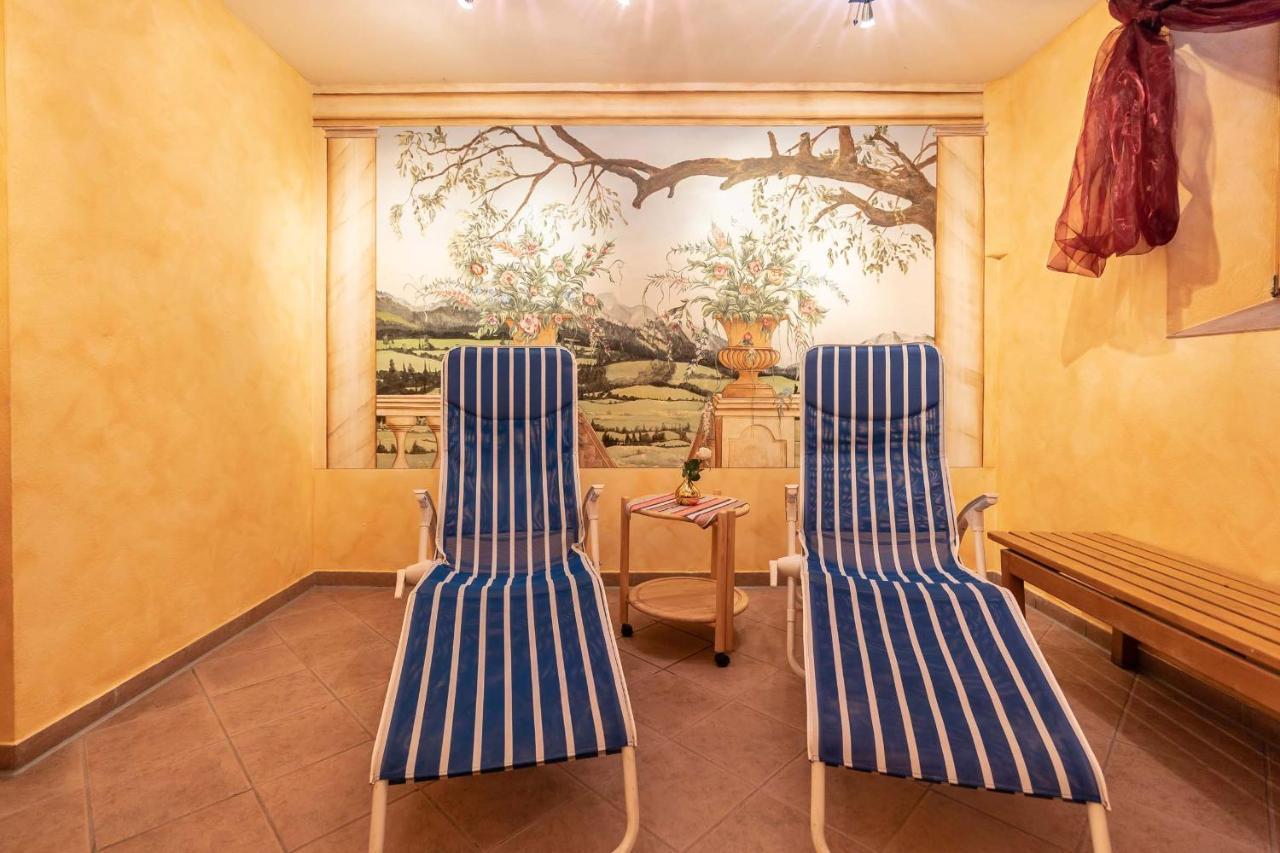 Hotel-Gasthof Zum Dragoner Peiting Buitenkant foto