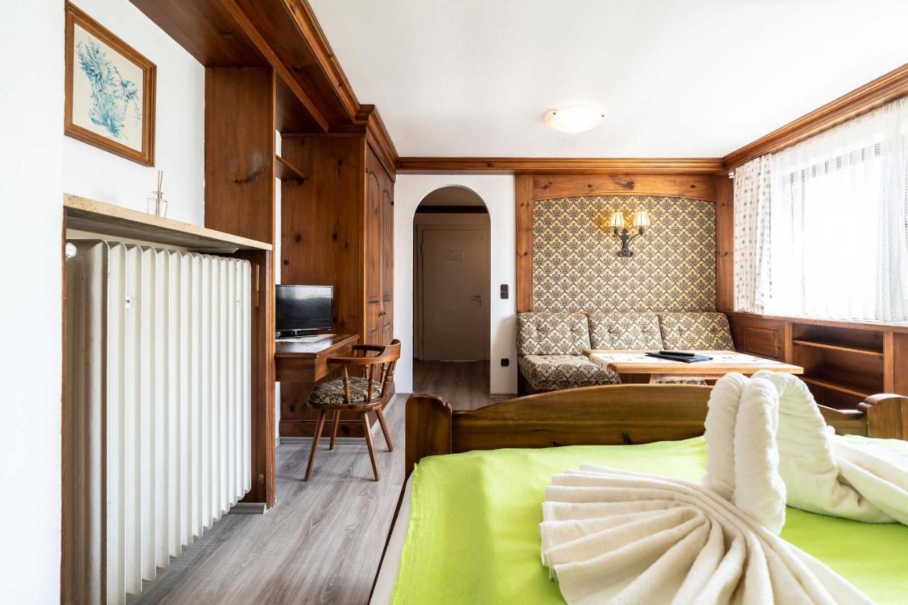 Hotel-Gasthof Zum Dragoner Peiting Buitenkant foto